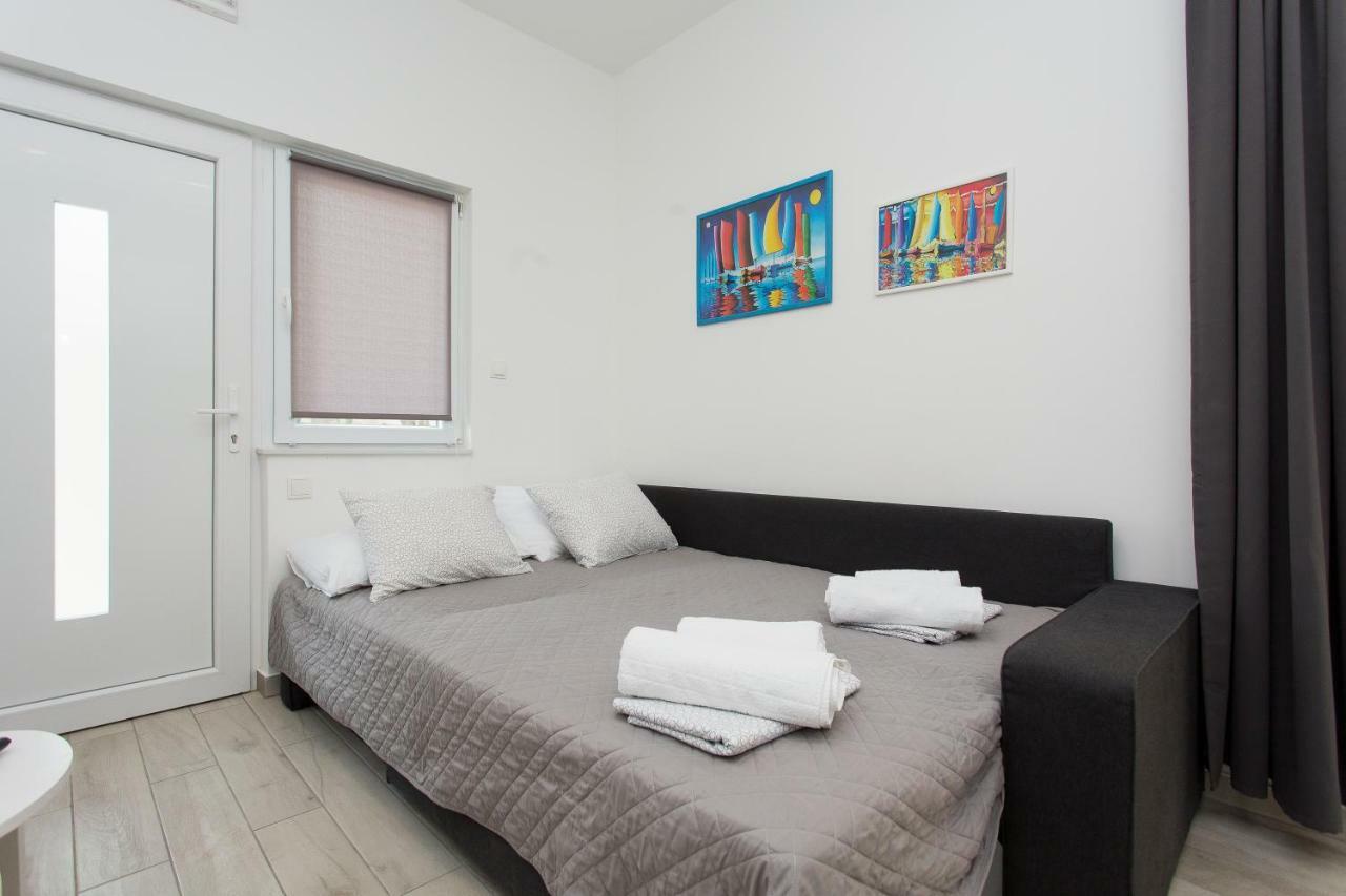 Apartments Pinery Makarska Buitenkant foto