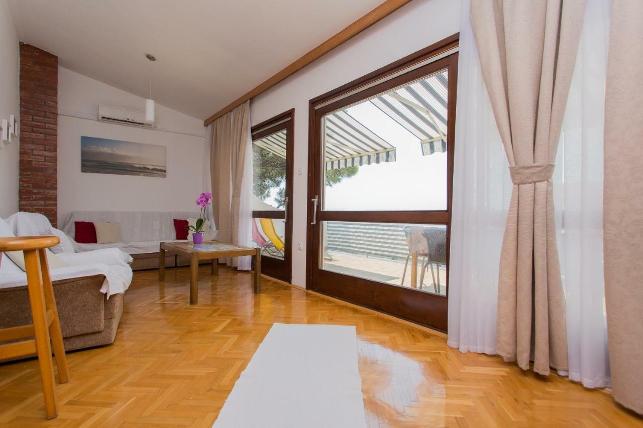 Apartments Pinery Makarska Buitenkant foto