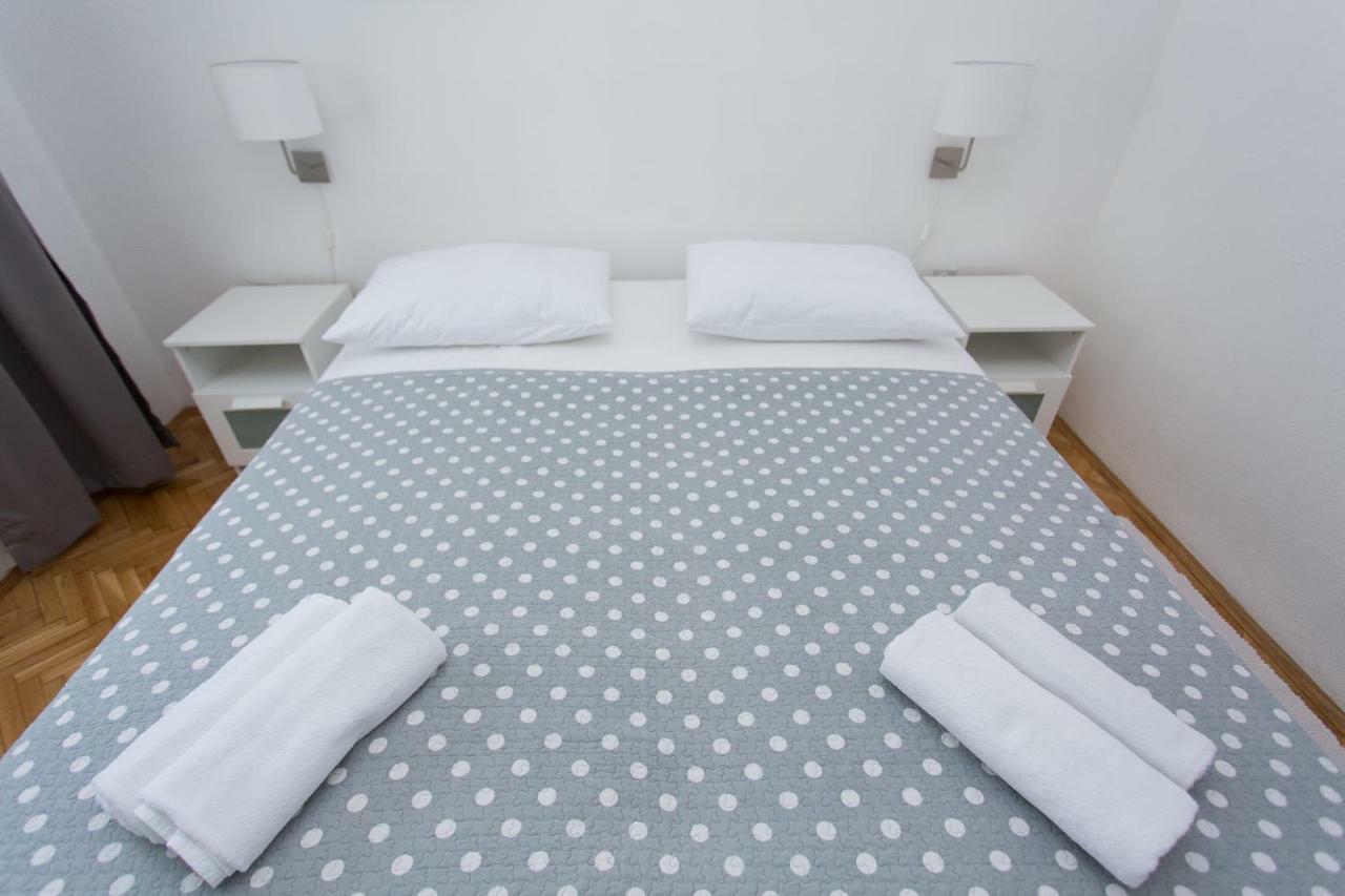 Apartments Pinery Makarska Buitenkant foto
